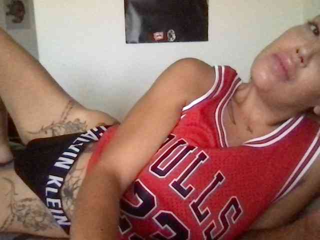 AccaHVelvet webcam