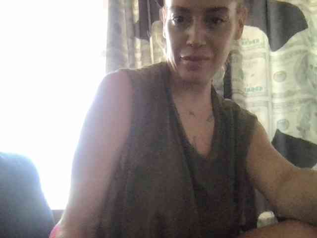 AccaHVelvet webcam