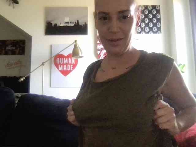 AccaHVelvet webcam