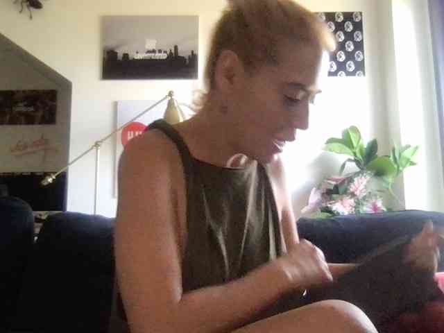 AccaHVelvet webcam