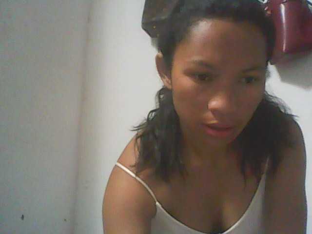 Rayssa1 live cam on BongaCams