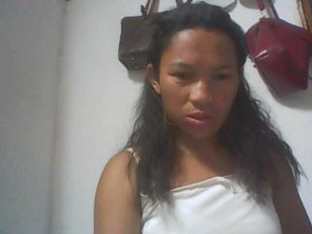 Rayssa1 live cam on BongaCams