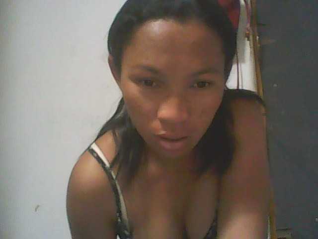 Rayssa1 live cam on BongaCams