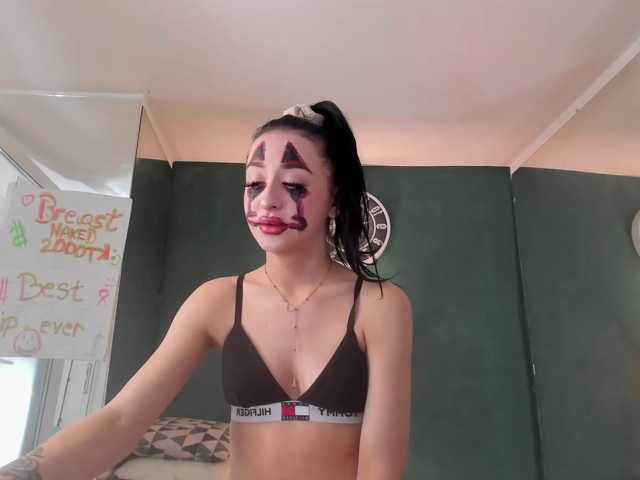 Eastern-latinas live cam on BongaCams