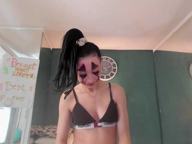 Eastern-latinas live cam on BongaCams