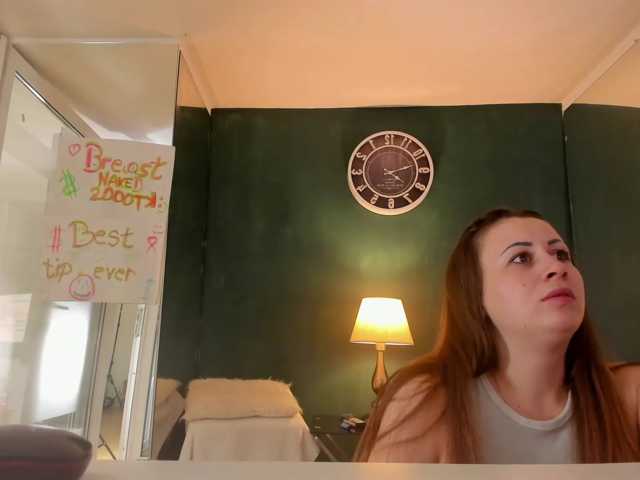 Eastern-latinas live cam on BongaCams