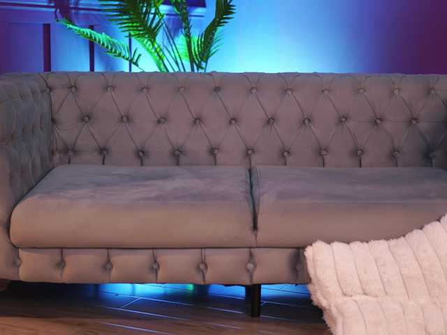PearlKaye live cam