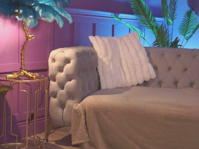 PearlKaye live cam