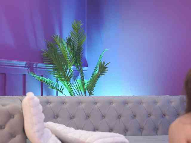 PearlKaye webcam