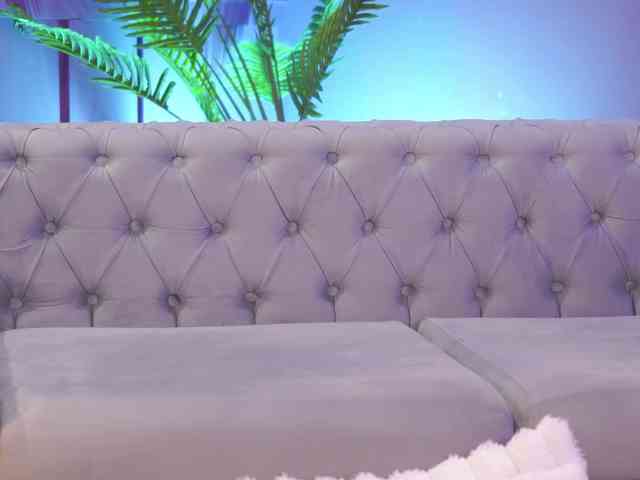 PearlKaye webcam