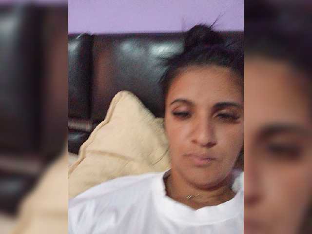 Maria261 live cam on BongaCams