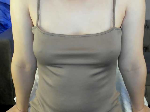 Pink-Freya live cam on BongaCams