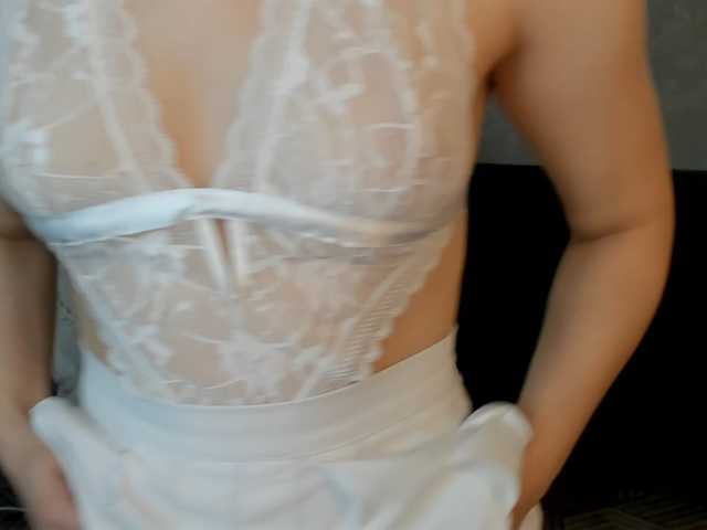 Pink-Freya live cam on BongaCams