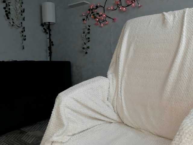 Pink-Freya live cam on BongaCams