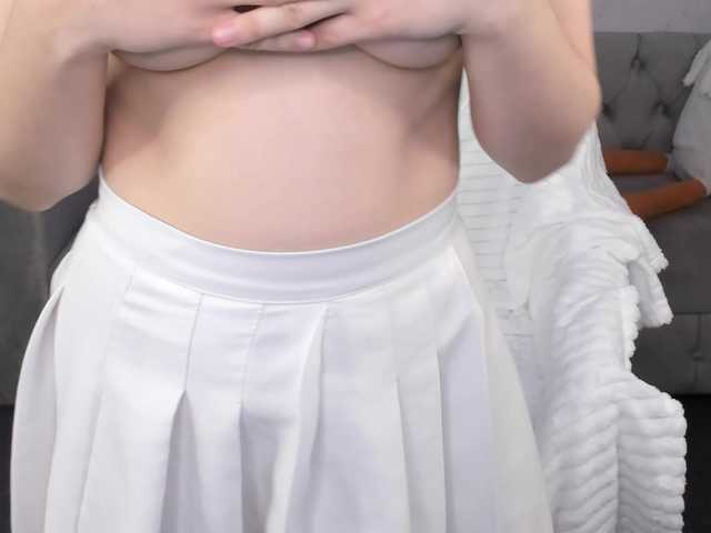 Pink-Freya live cam on BongaCams