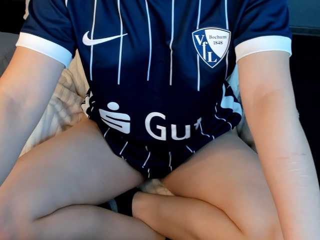 Pink-Freya live cam on BongaCams