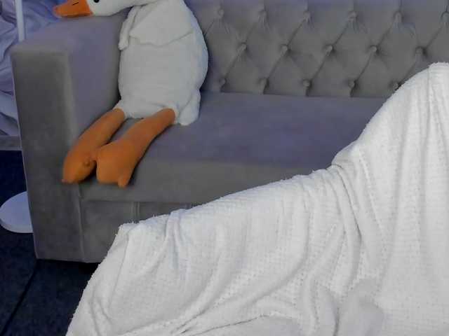 Pink-Freya live cam on BongaCams