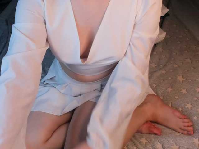 Pink-Freya live cam on BongaCams