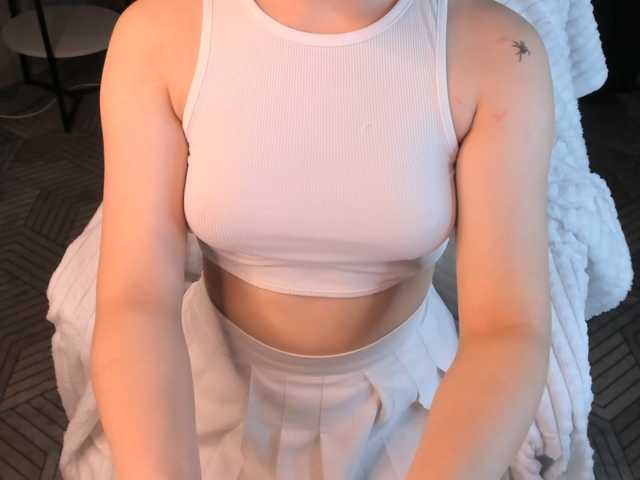 Pink-Freya live cam on BongaCams
