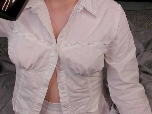 Pink-Freya live cam on BongaCams