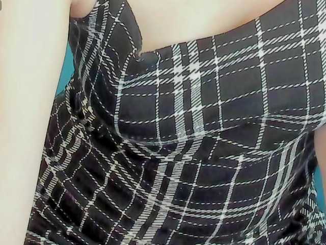 Pink-Freya live cam on BongaCams
