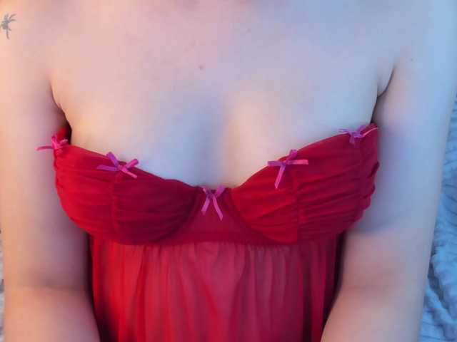 Pink-Freya live cam preview