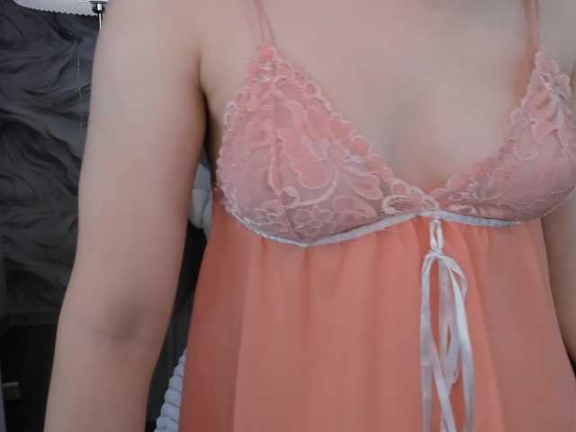 Pink-Freya live cam on BongaCams