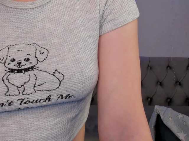 Pink-Freya live cam preview