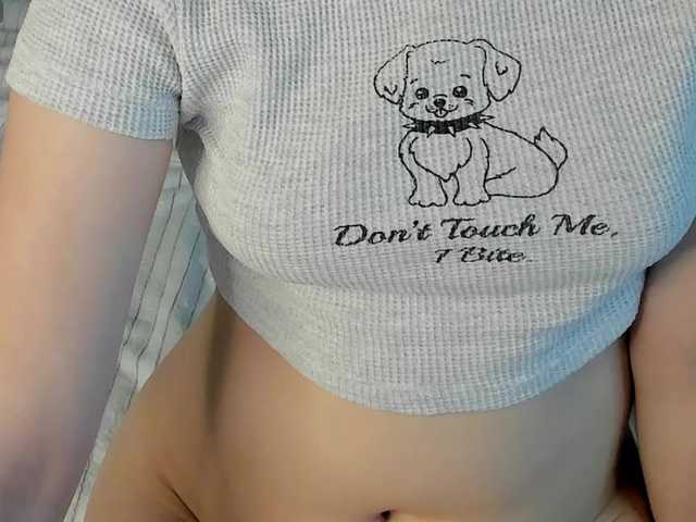 Pink-Freya live cam on BongaCams