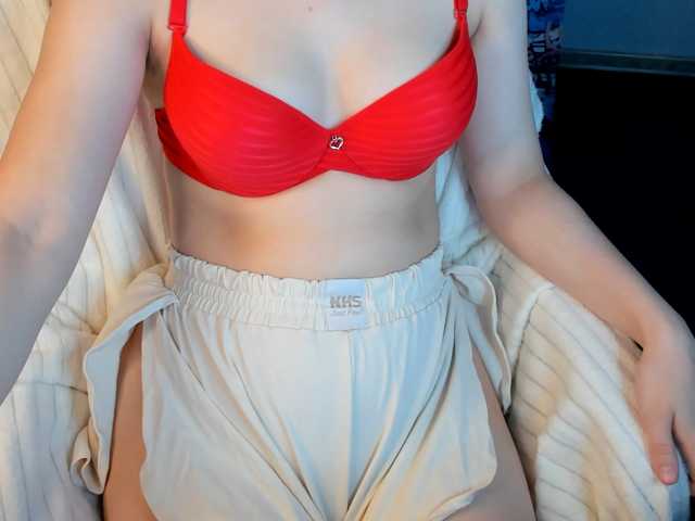 Pink-Freya live cam on BongaCams