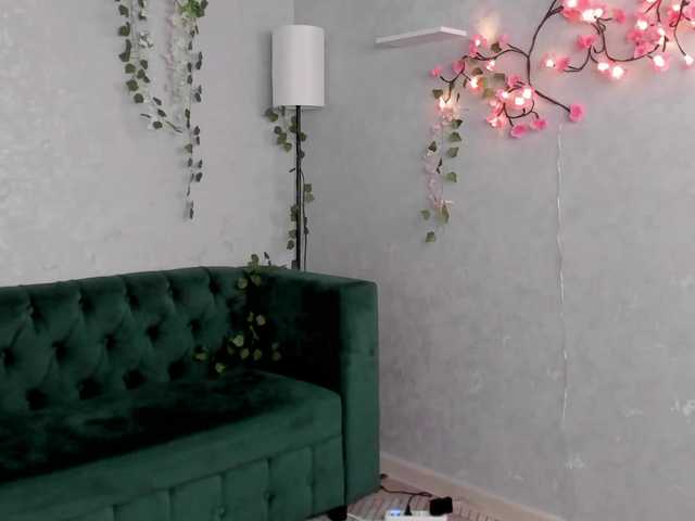 Pink-Freya live cam preview