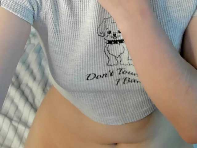 Pink-Freya live cam on BongaCams