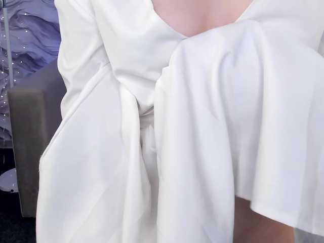 Pink-Freya live cam on BongaCams