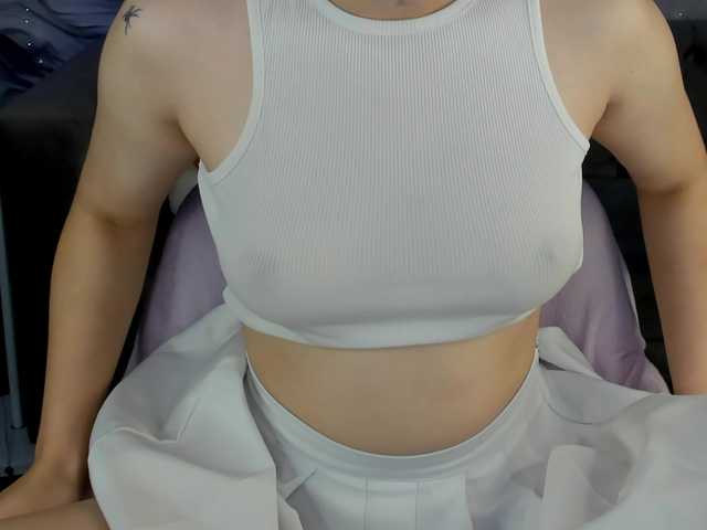 Pink-Freya live cam on BongaCams