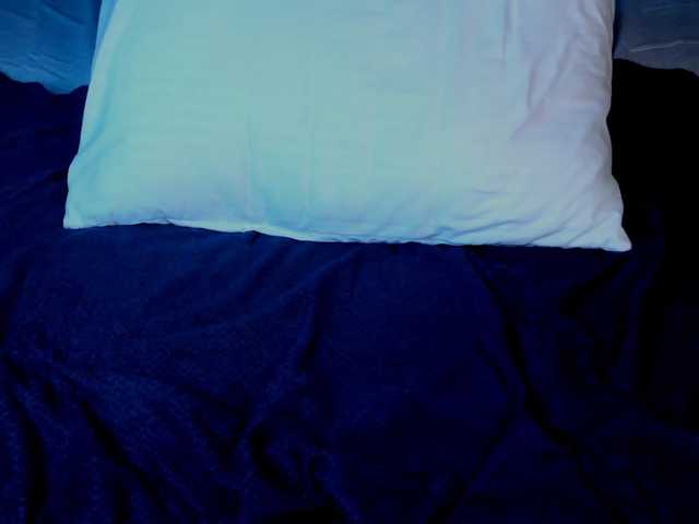 Pink-Freya live cam on BongaCams