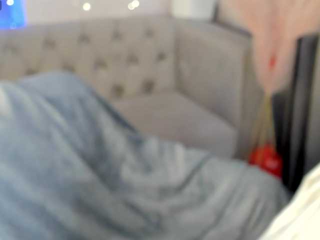 Pink-Freya live cam on BongaCams
