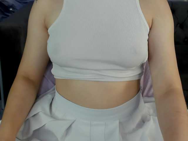 Pink-Freya live cam on BongaCams