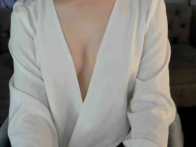 Pink-Freya webcam