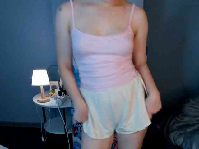 Pink-Freya webcam