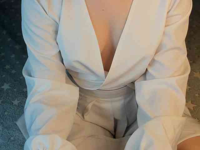 Pink-Freya webcam