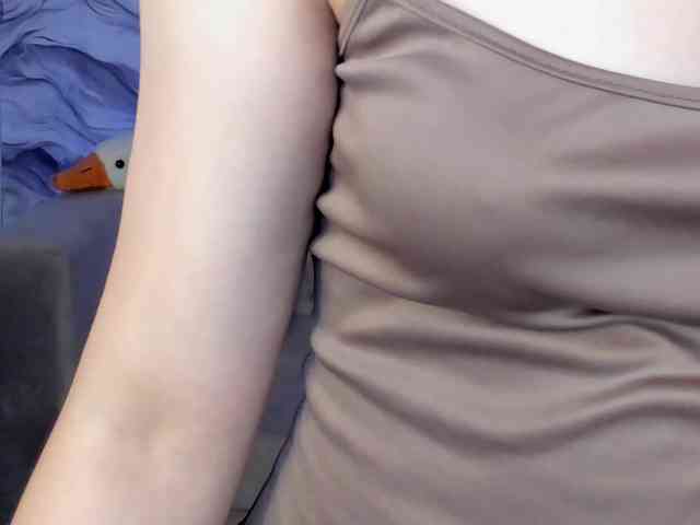 Pink-Freya webcam