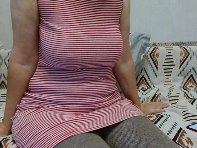 MadaM1 live cam on BongaCams