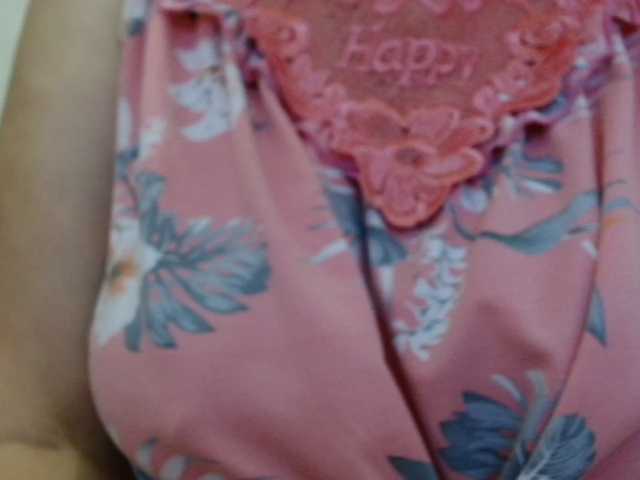 MadaM1 live cam on BongaCams