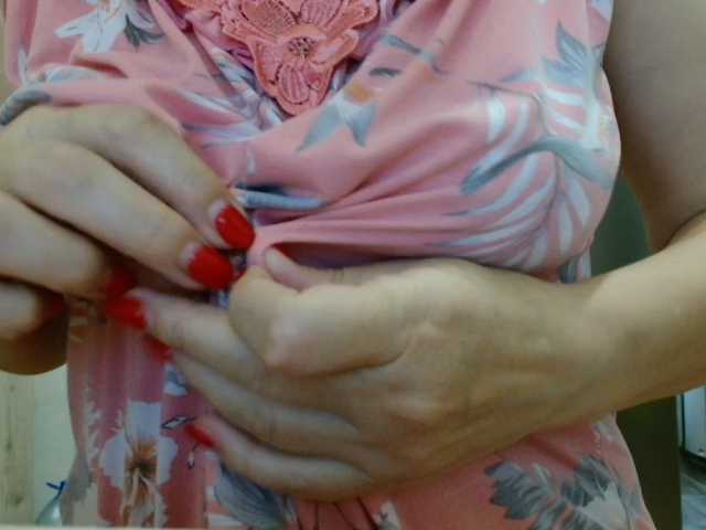 MadaM1, en vivo ahora en BongaCams