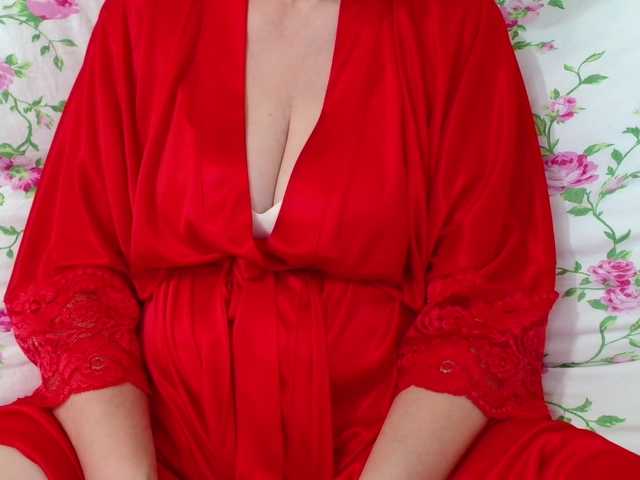 MadaM1 live cam on BongaCams