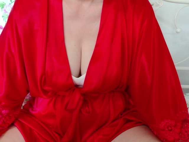 MadaM1 live cam on BongaCams