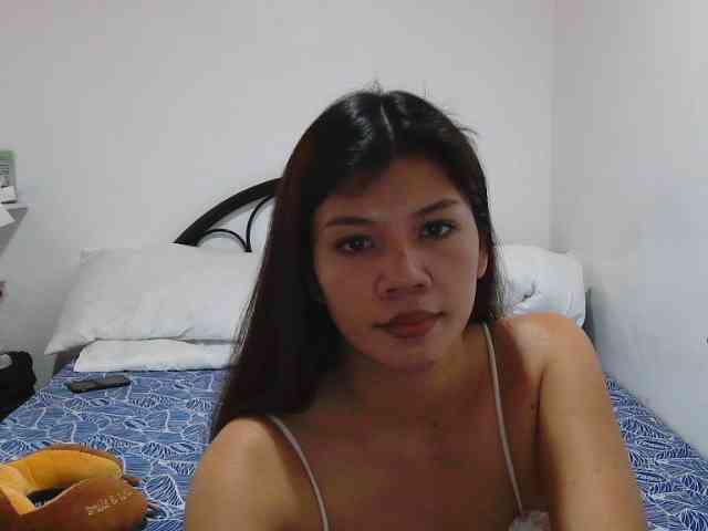 Cutiebabes Live Webcam on BongaCams