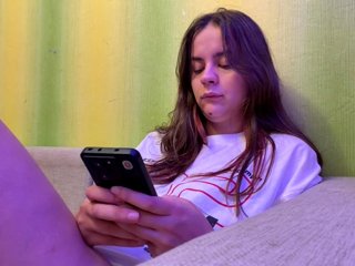 AliceLux Porn Show