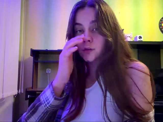 Arinakss5 live cam on BongaCams