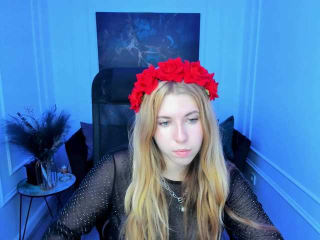 SaraMuger live cam preview